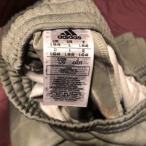 Women’s Adidas Jogging pants size large